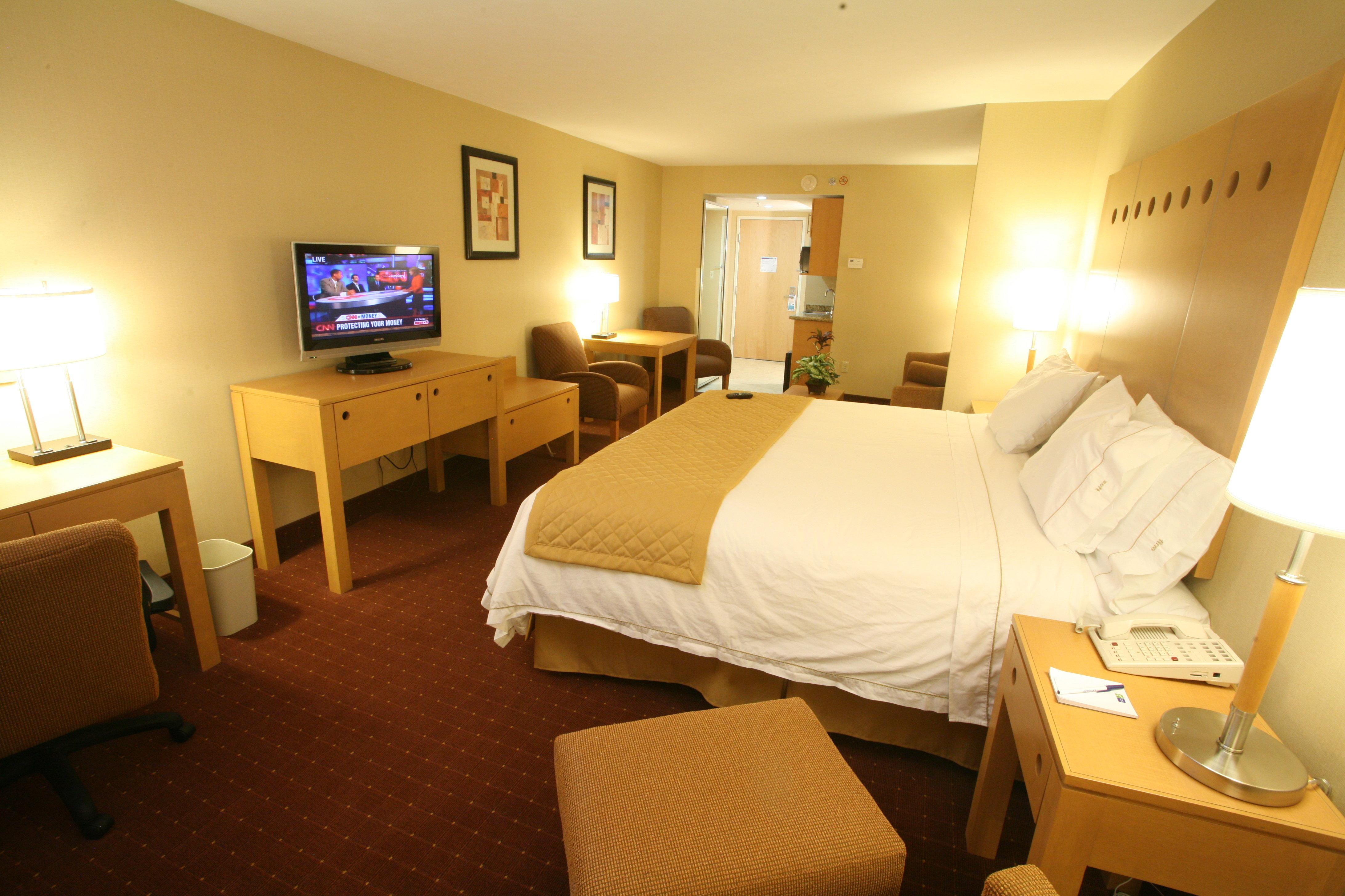 Holiday Inn Express Saltillo Zona Aeropuerto By Ihg Eksteriør bilde